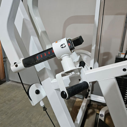Paramount Rotary Upper Back - ART 4300 - Rudermaschine Row mit Bruststütze, drehbare Griffe, Made in USA, gebraucht - geprüfter Zustand