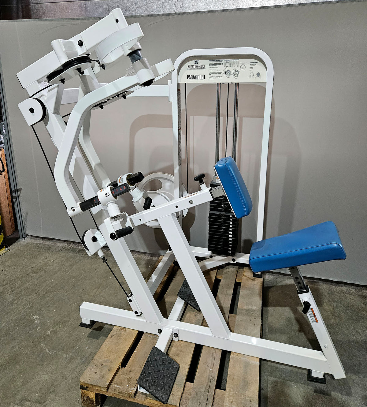 Paramount Rotary Upper Back - ART 4300 - Rudermaschine Row mit Bruststütze, drehbare Griffe, Made in USA, gebraucht - geprüfter Zustand