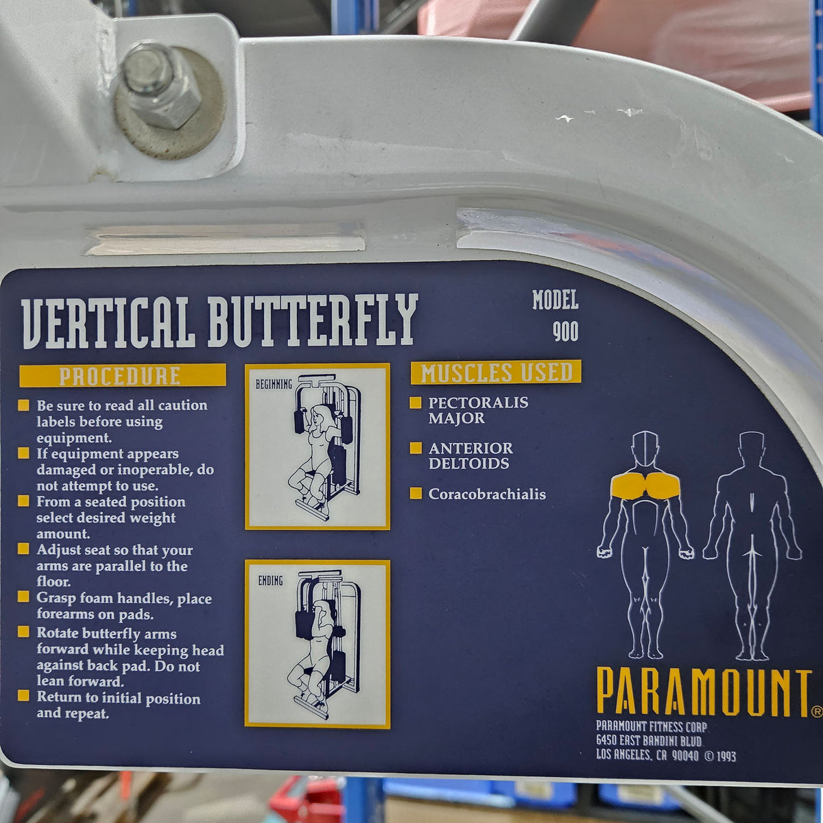 Paramount Vertical Butterfly Model 900 - Pectoral Fly, Pec Fly, Made in USA, Farbe Weiß, Polster Blau, gebraucht - geprüfter Zustand