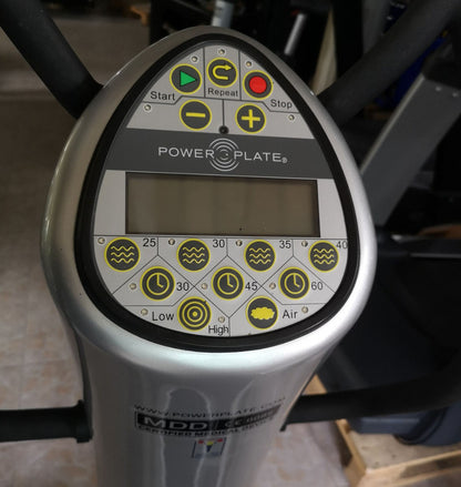 Power Plate Pro6 vibration plate, used - refurbished condition