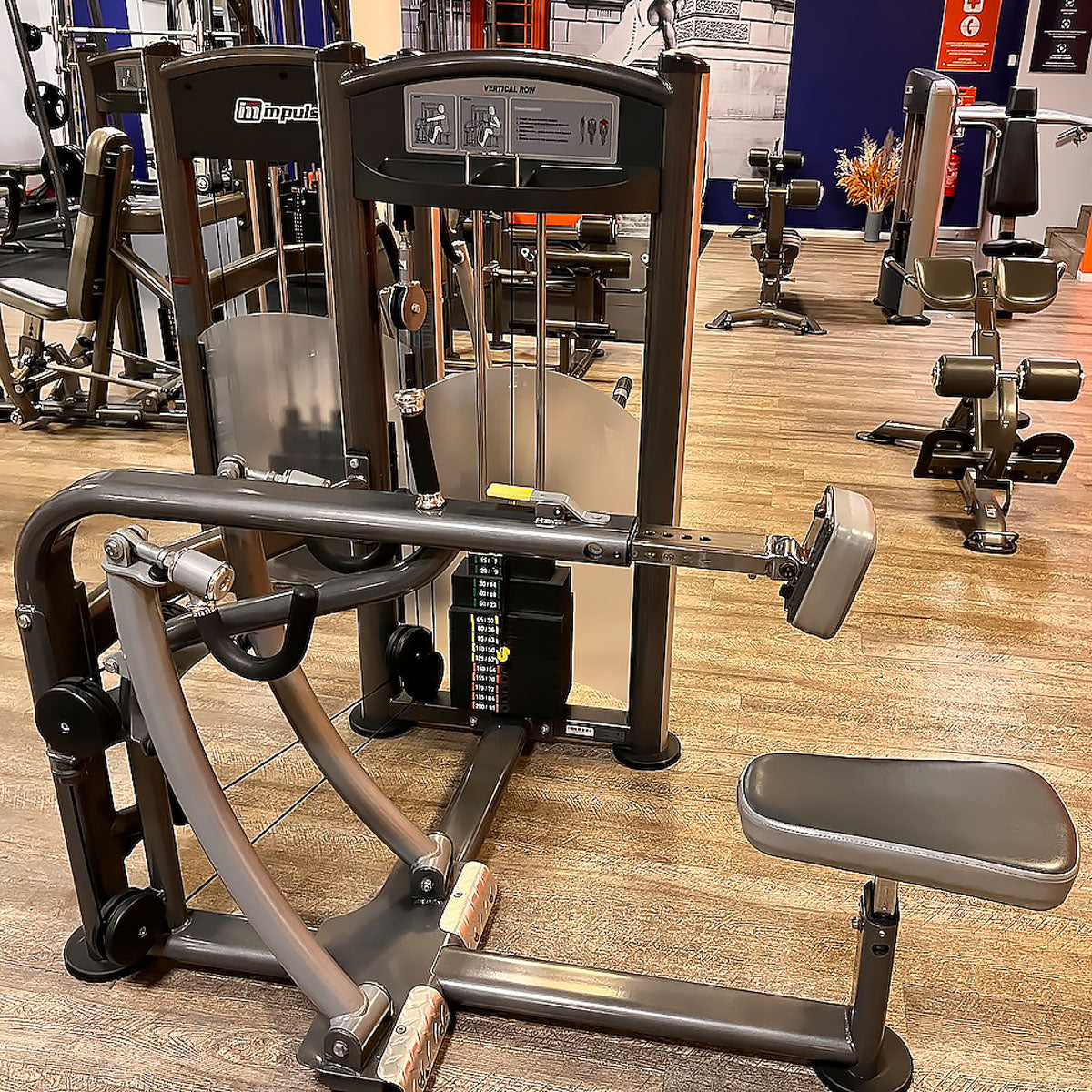 Impulse Fitness Rudern mit Bruststütze, Row, Lat-Rudern, Rahmenfarbe Grau-Anthrazit, gebraucht - überholter Zustand