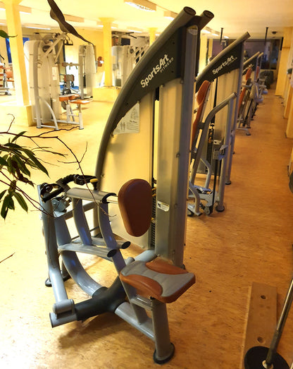 SportsArt strength training equipment - 20 strength training machines in a set, Status Series, used, refurbished