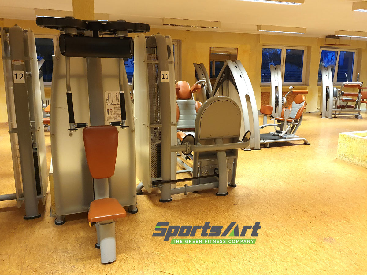 SportsArt strength training equipment - 20 strength training machines in a set, Status Series, used, refurbished