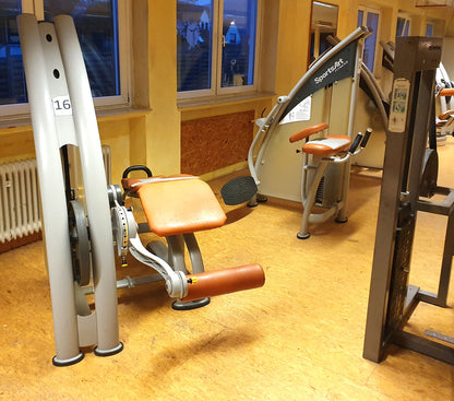 SportsArt strength training equipment - 20 strength training machines in a set, Status Series, used, refurbished