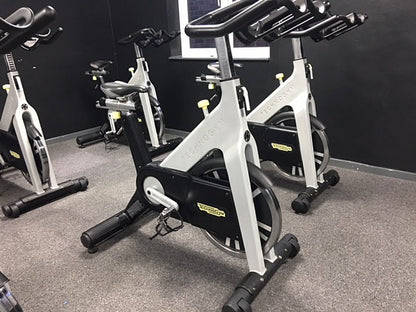 Technogym Group Cycle Ride, Indoor Cycling Bike, viele Kurs Fahrräder verfügbar, gebraucht und geprüft - Sonderpreis
