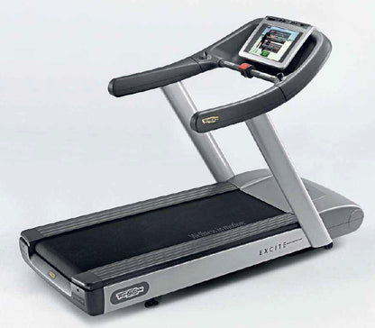 TechnoGym Laufband Excite Line 700 mit TV, gebraucht