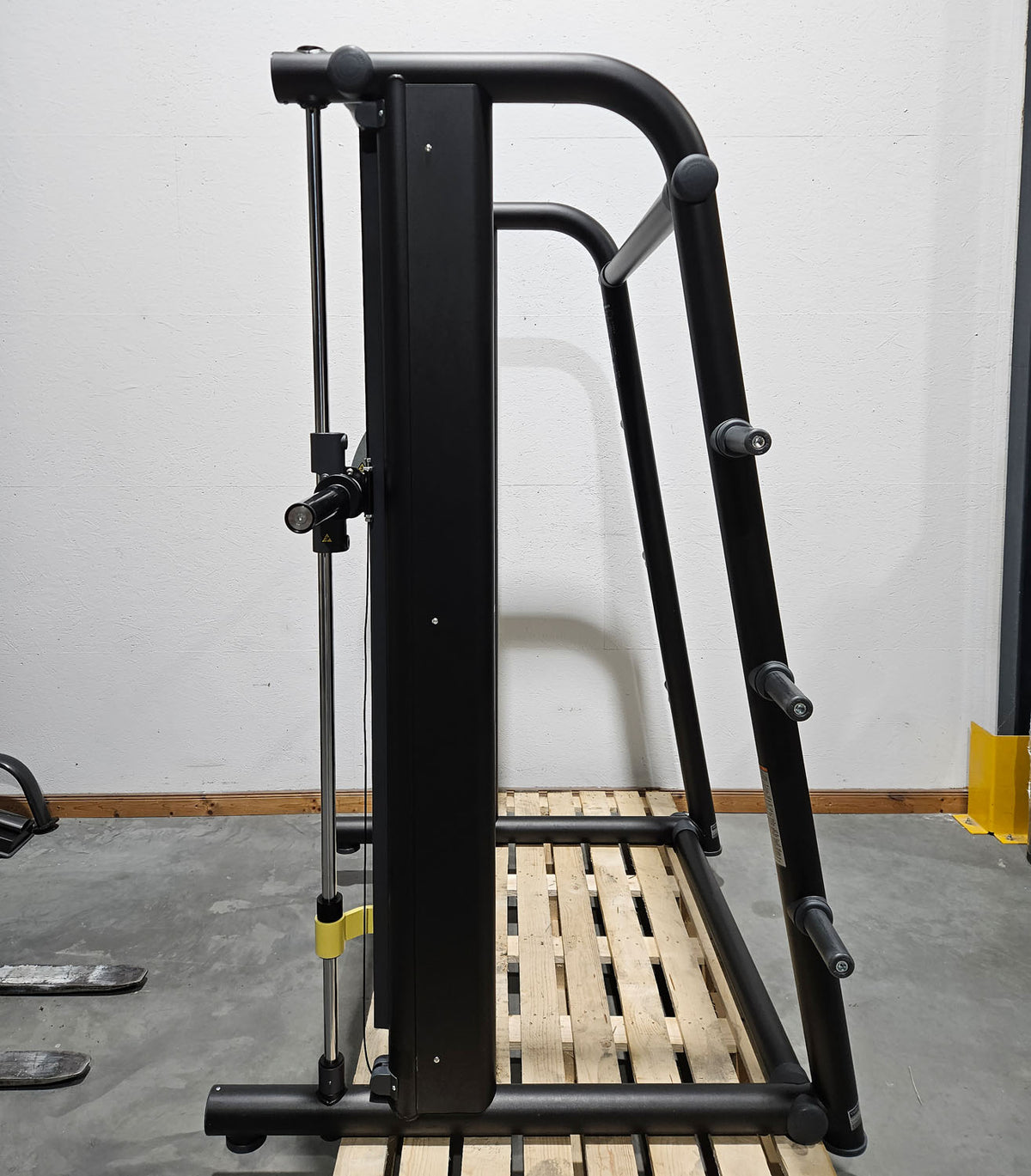 Technogym Multipower Multipresse geführt, Smith Machine, 50mm Scheibenaufnahme, Rahmenfarbe Schwarz, gebraucht - überholter Zustand