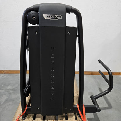 Technogym Selection Pro Pectoral Fly, Butterfly, Pec Fly, color black, used, refurbished condition