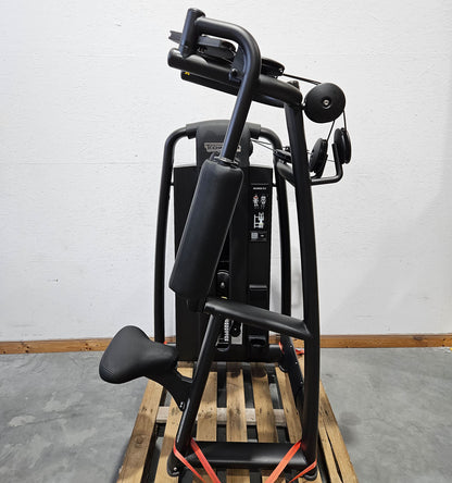 Technogym Selection Pro Reverse Fly, Butterfly Reverse, Rear Delt, Farbe Schwarz, gebraucht, überholter Zustand