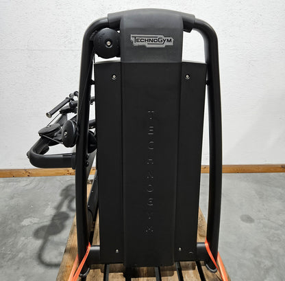 Technogym Selection Pro Upper Back, Rudern mit Bruststütze, Row, Farbe Schwarz, gebraucht, überholter Zustand