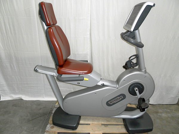 Technogym Recumbent Excite Line 700 mit LED Display und Handpuls und Polar, gebraucht - überholter Zustand