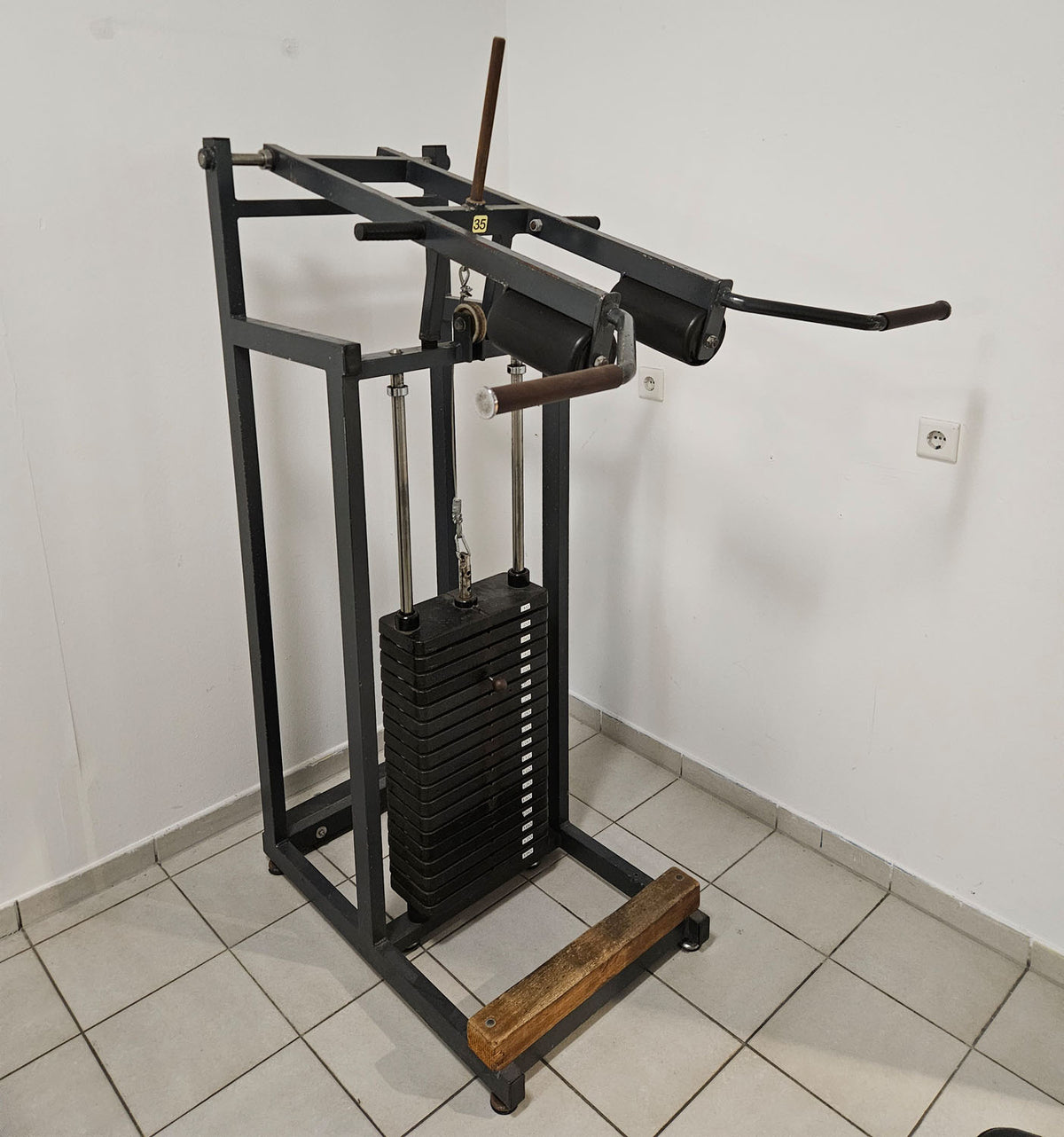 Wadenmaschine stehend, 180kg Steckgewichte + Aufnahme für Hantelscheiben, Oldschool Bodybuilding Kraftgerät, gebraucht mit Gebrauchsspuren